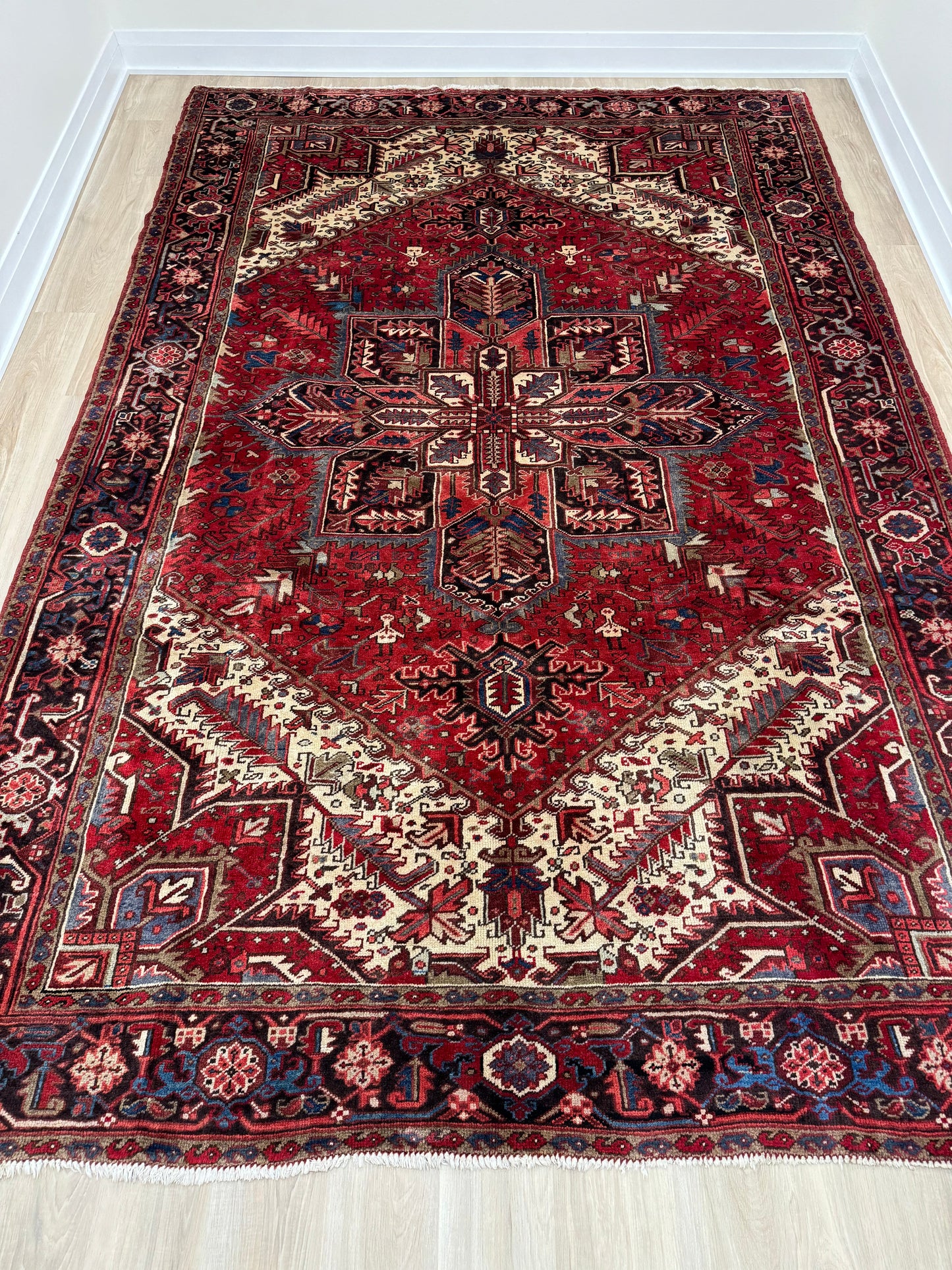 11'x8' Persian Heriz rug
