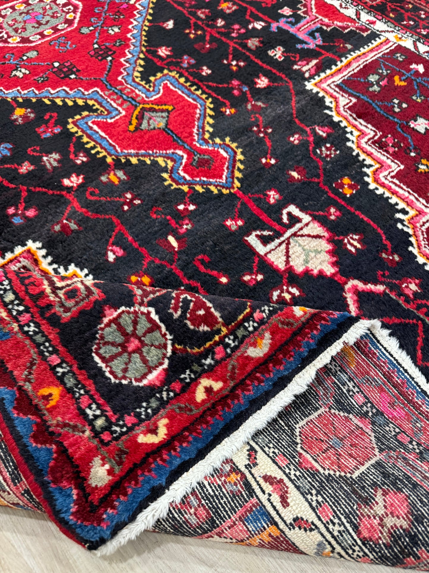 Alex 7’ 8” X 4’ 7” Excellent Hand-Knotted rug
