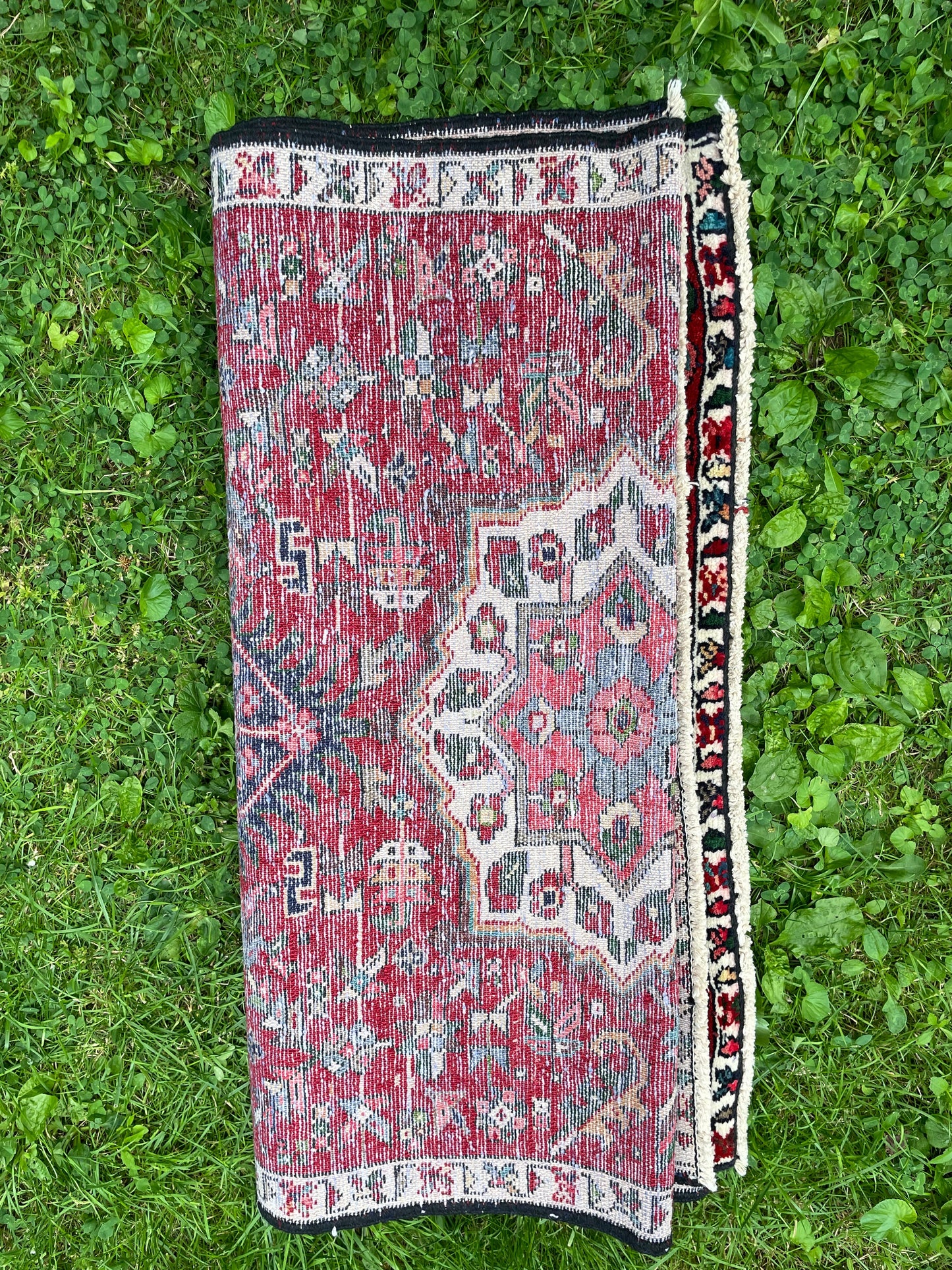 SHAHNAZ 10' x 2'7" Karajah Rug
