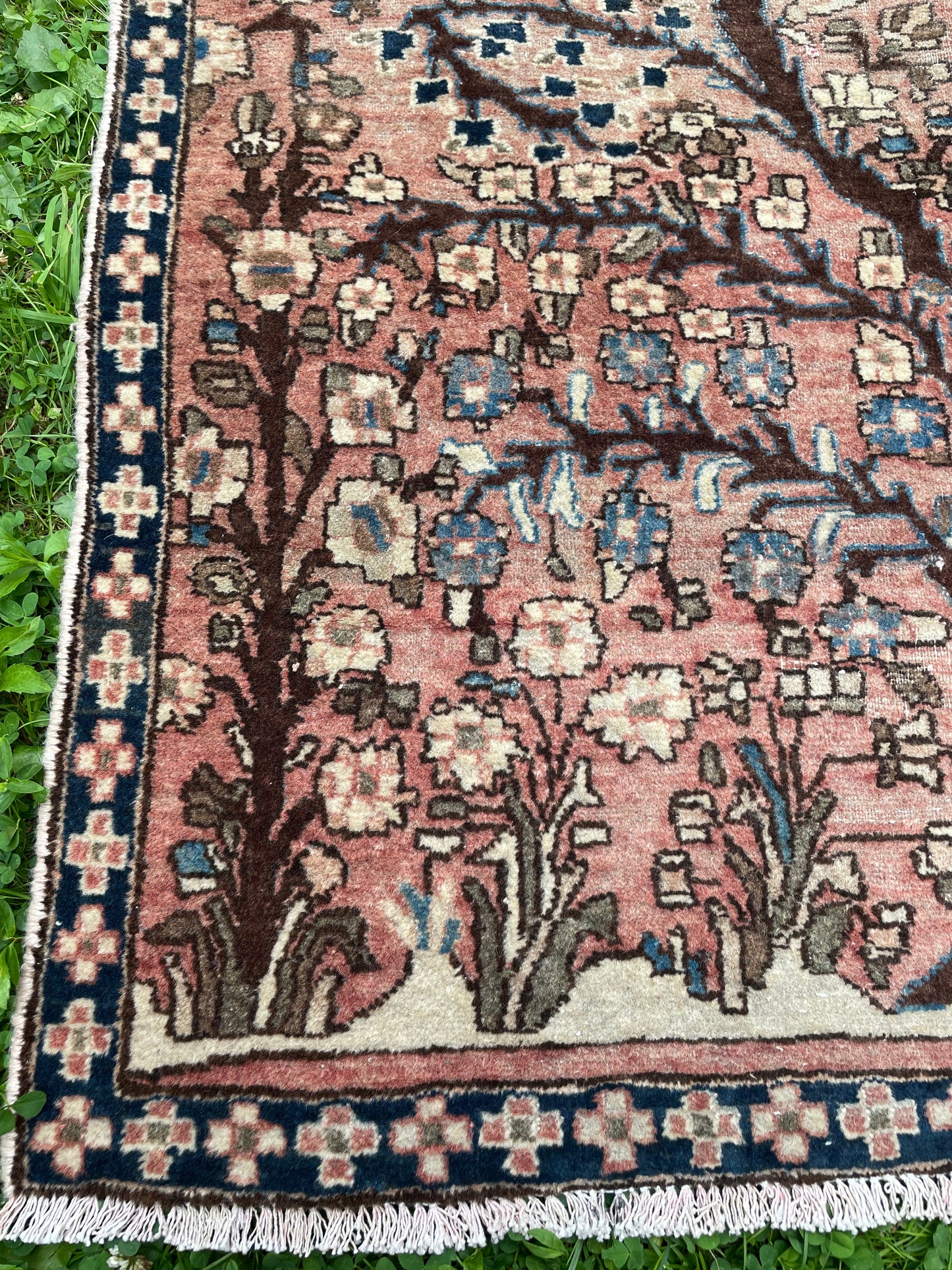Tree of Life 5' 1" by 3' 4"  ft. Vintage Hand-knotted Rug