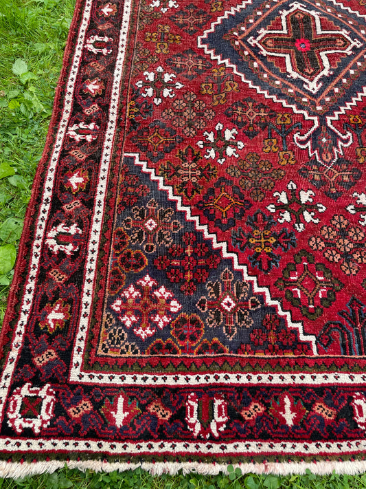 MIHAN 6' 9”x 4' 3”ft Shiraz tribal handmade rug