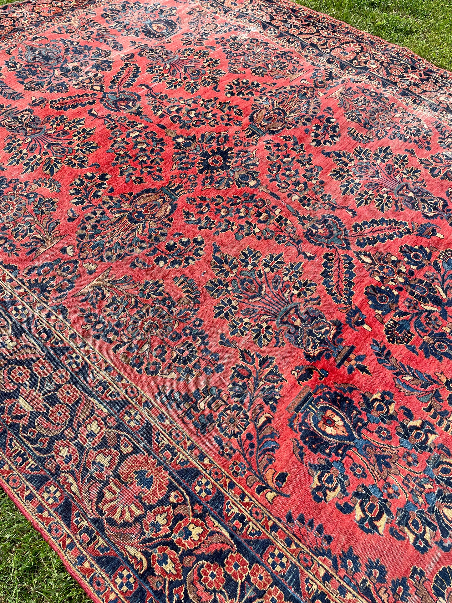 NASREEN  11' 6" x 8' 7" Antique SAROUK