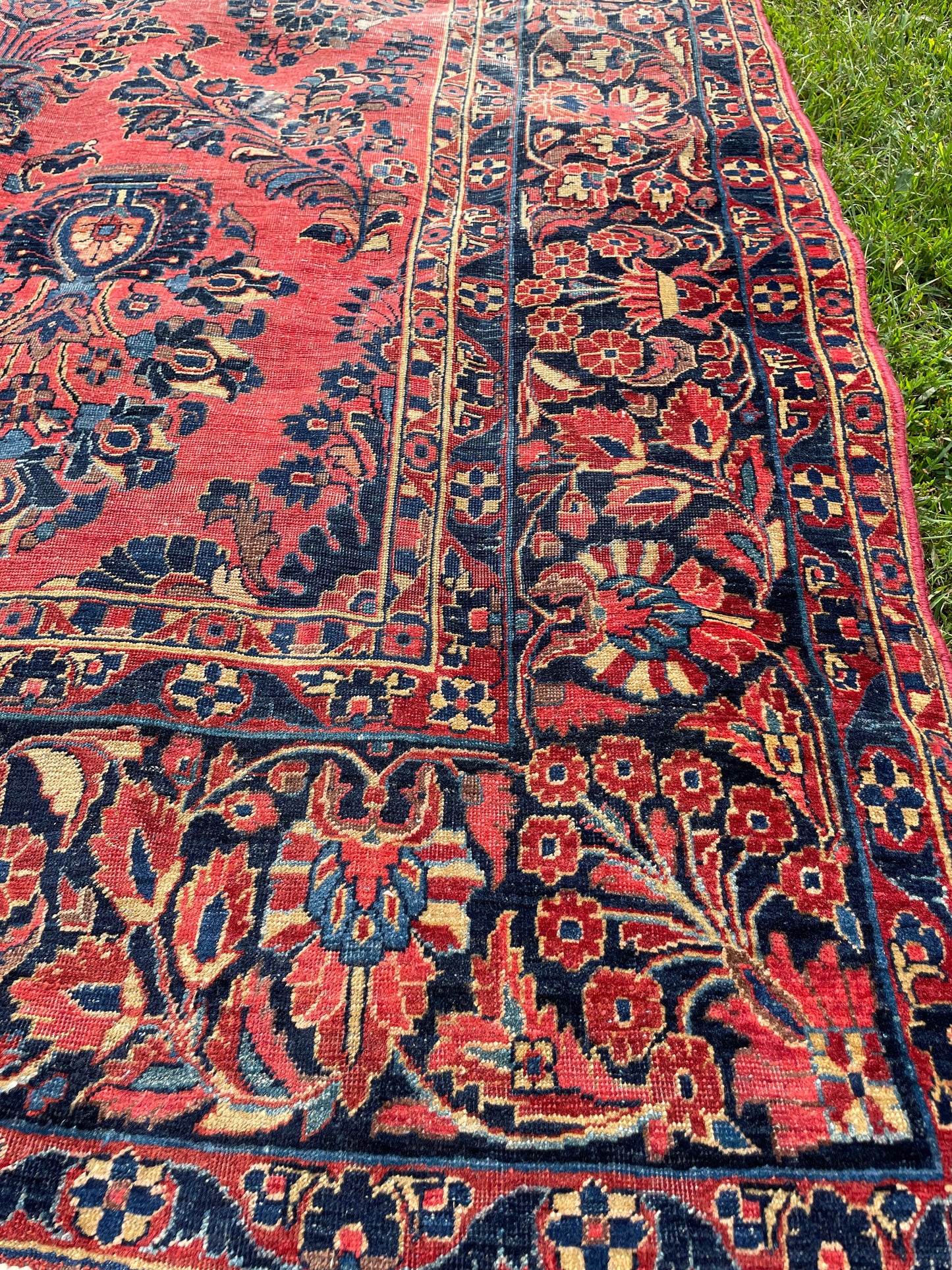 NASREEN  11' 6" x 8' 7" Antique SAROUK