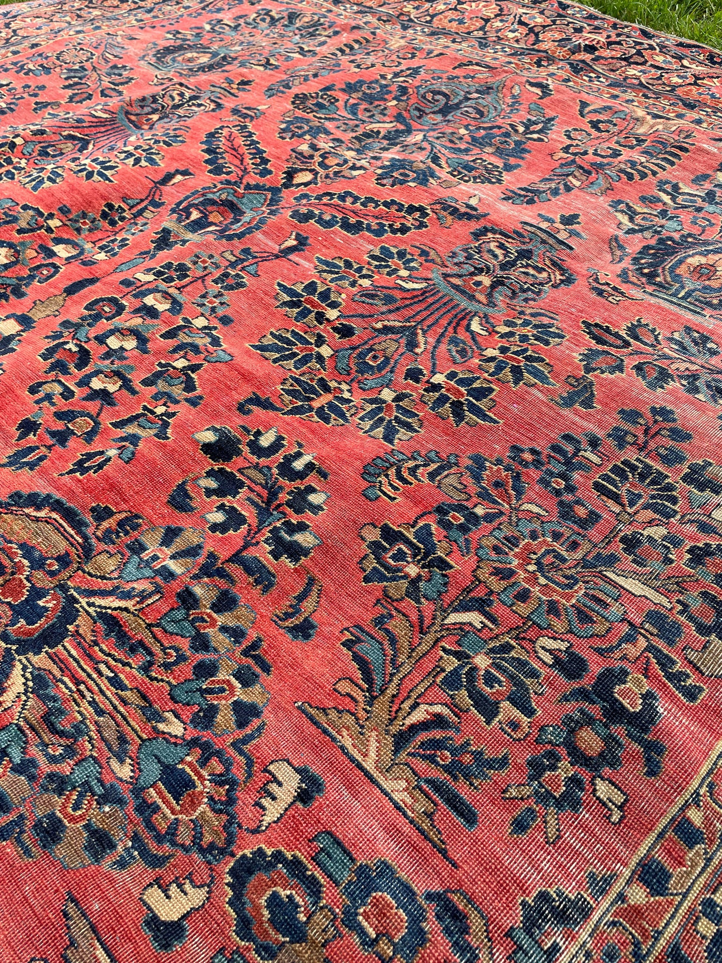 NASREEN  11' 6" x 8' 7" Antique SAROUK