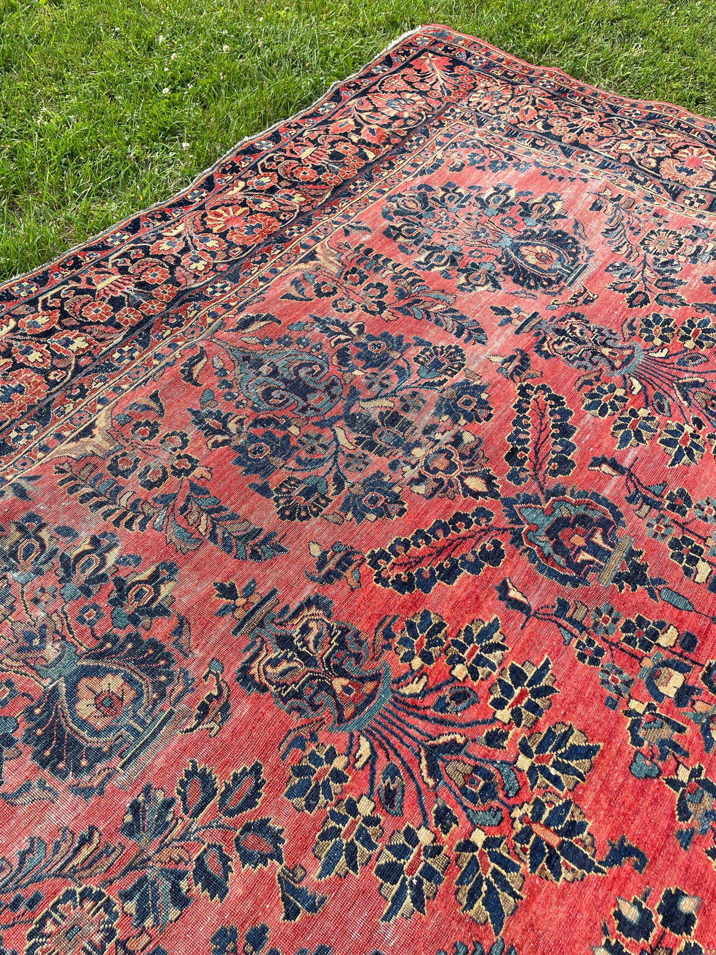 NASREEN  11' 6" x 8' 7" Antique SAROUK
