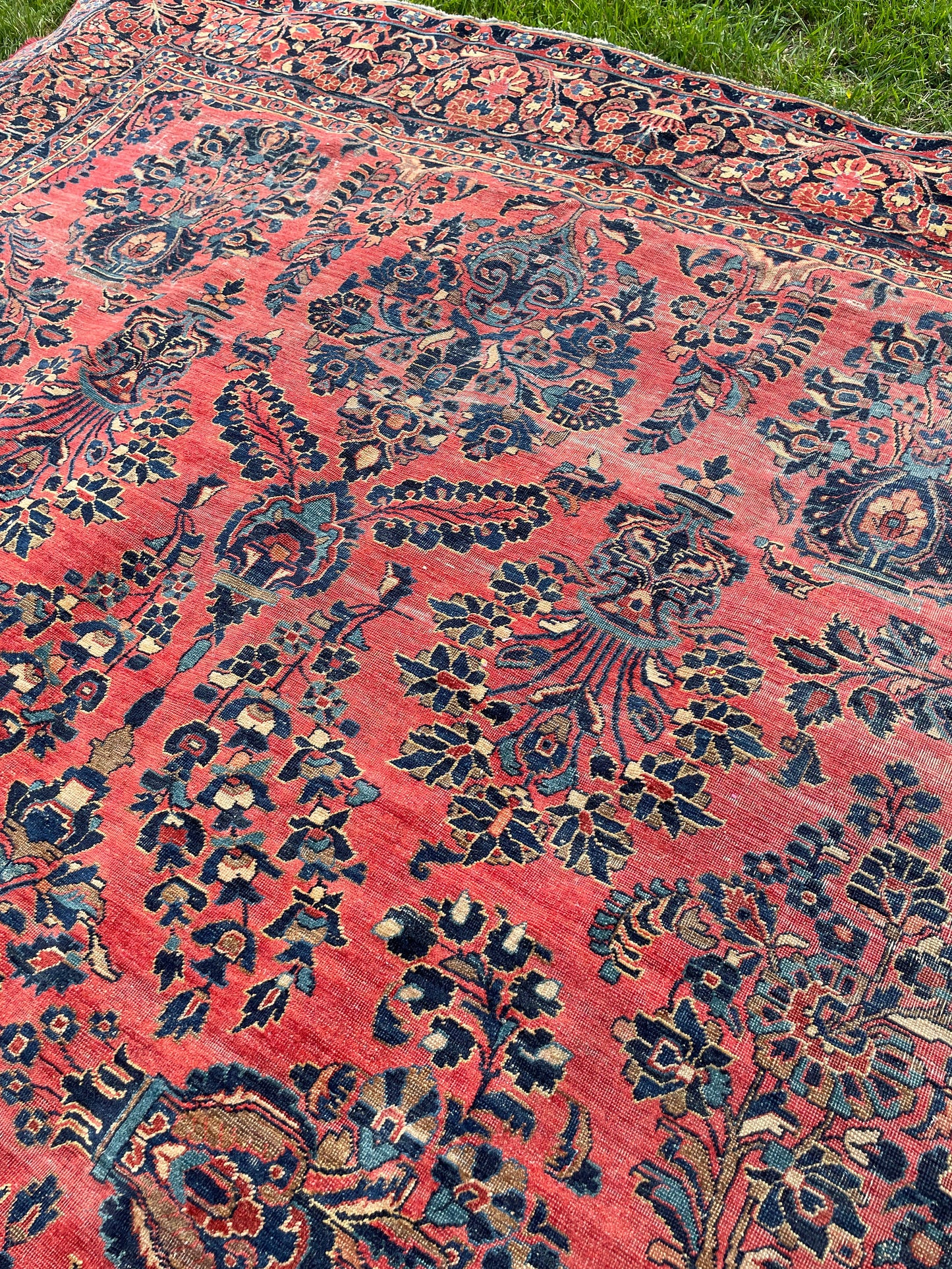 NASREEN  11' 6" x 8' 7" Antique SAROUK