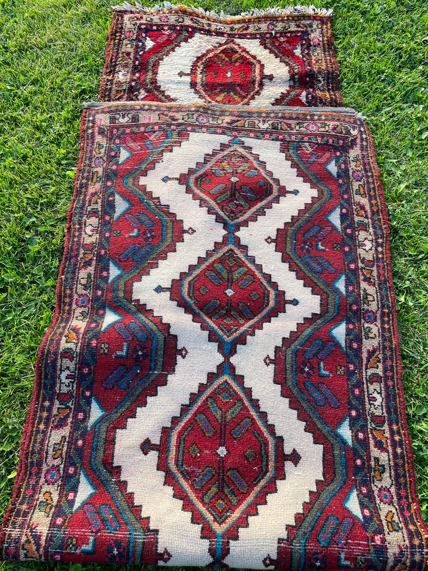 ELENOR 10' x 2'5" Geometric Runner Rug