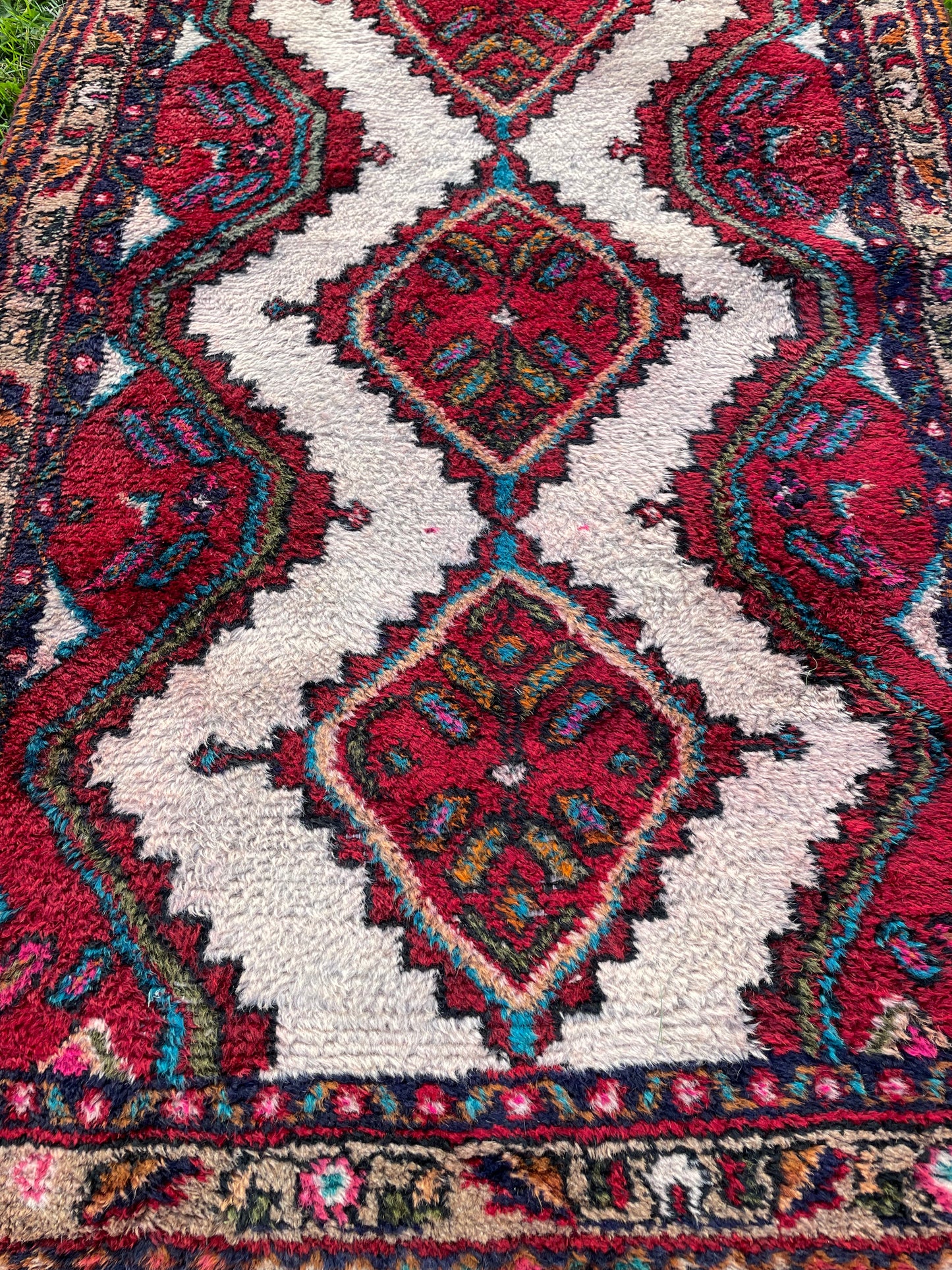 ELENOR 10' x 2'5" Geometric Runner Rug