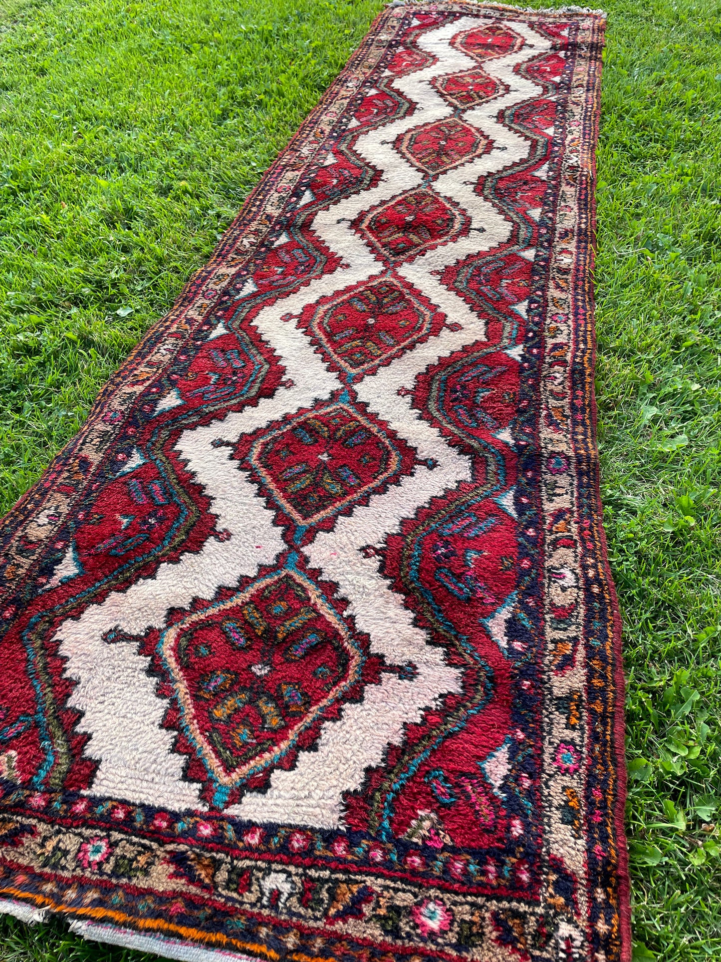 ELENOR 10' x 2'5" Geometric Runner Rug