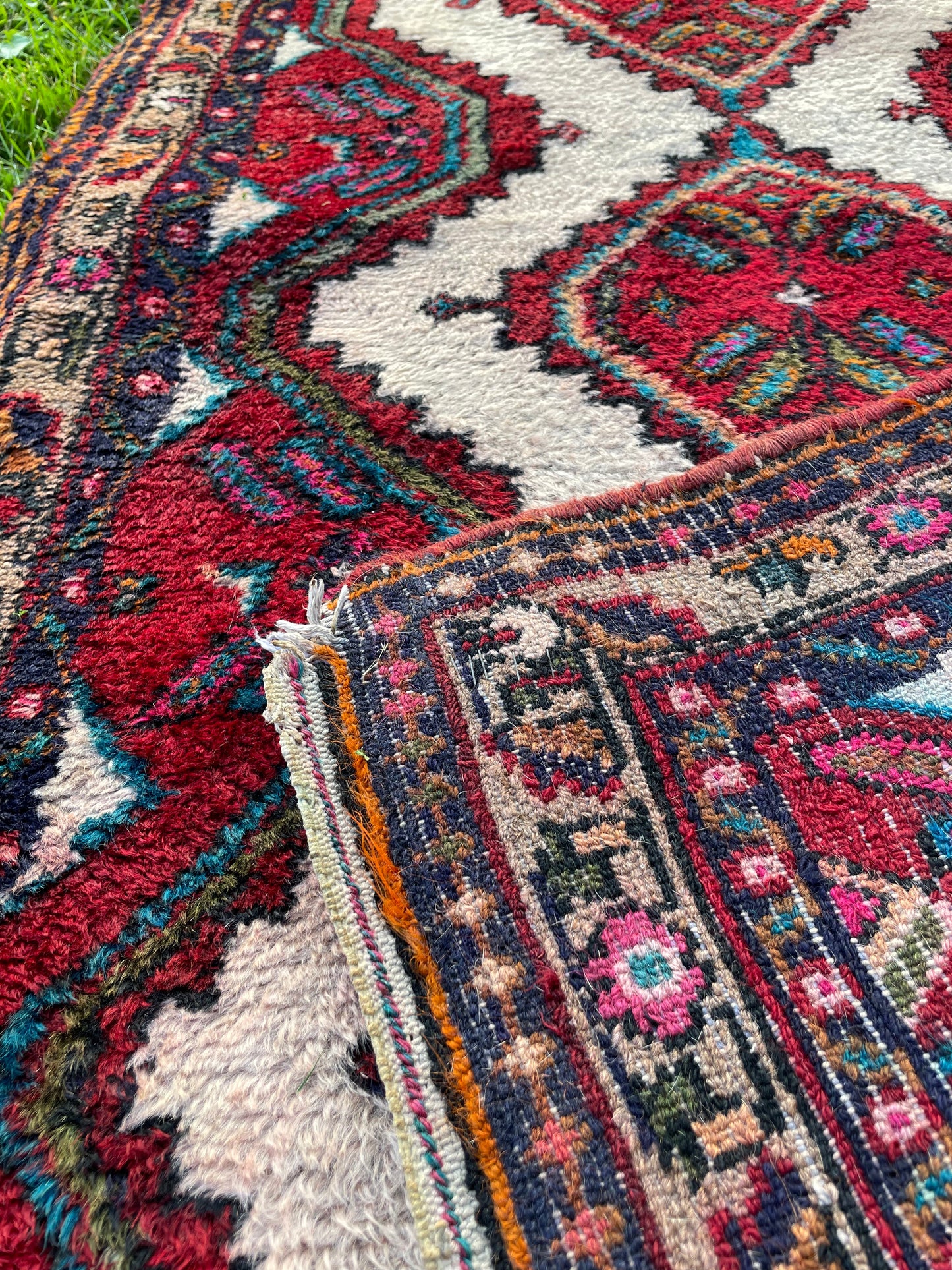 ELENOR 10' x 2'5" Geometric Runner Rug