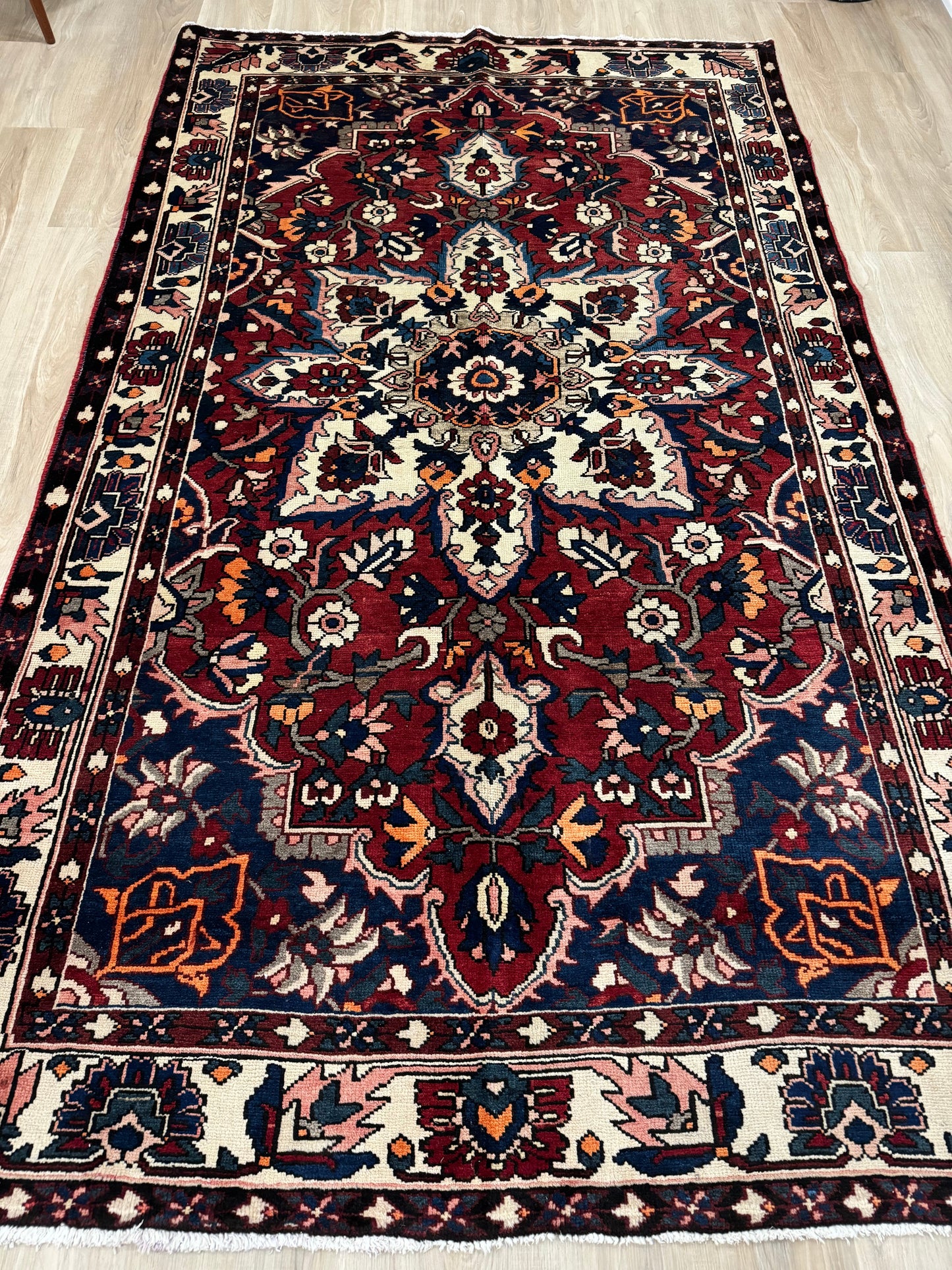 AUGUSTA 8' 3″ x 4′ 1″ ft. VINTAGE  RUG