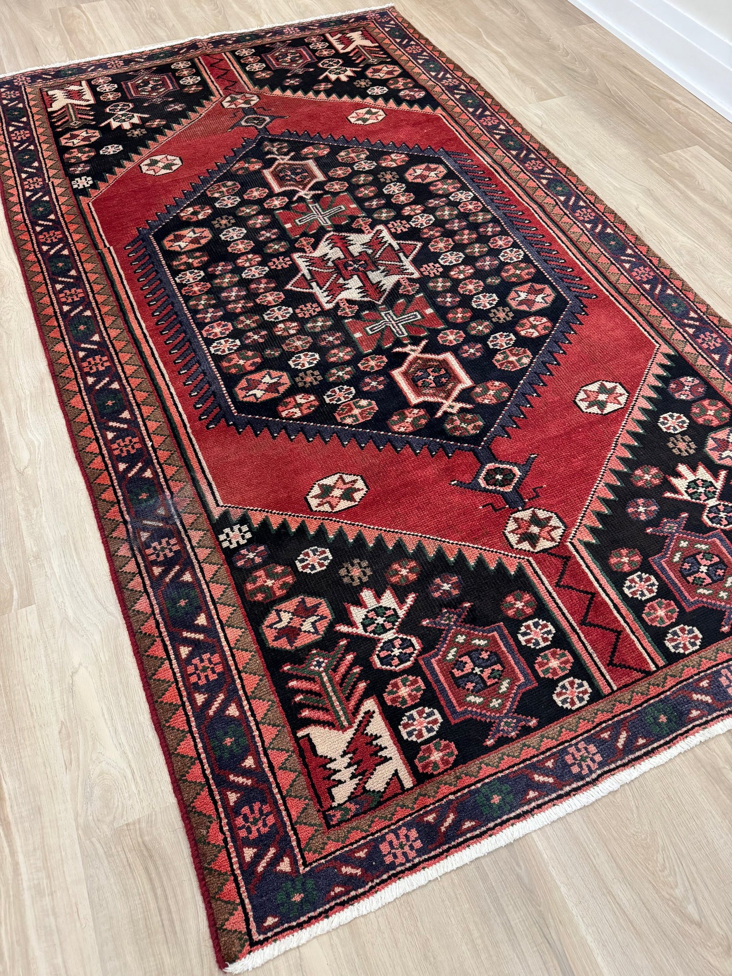 KHALID 7' 5″ x 4′ 3″ ft. VINTAGE RUG