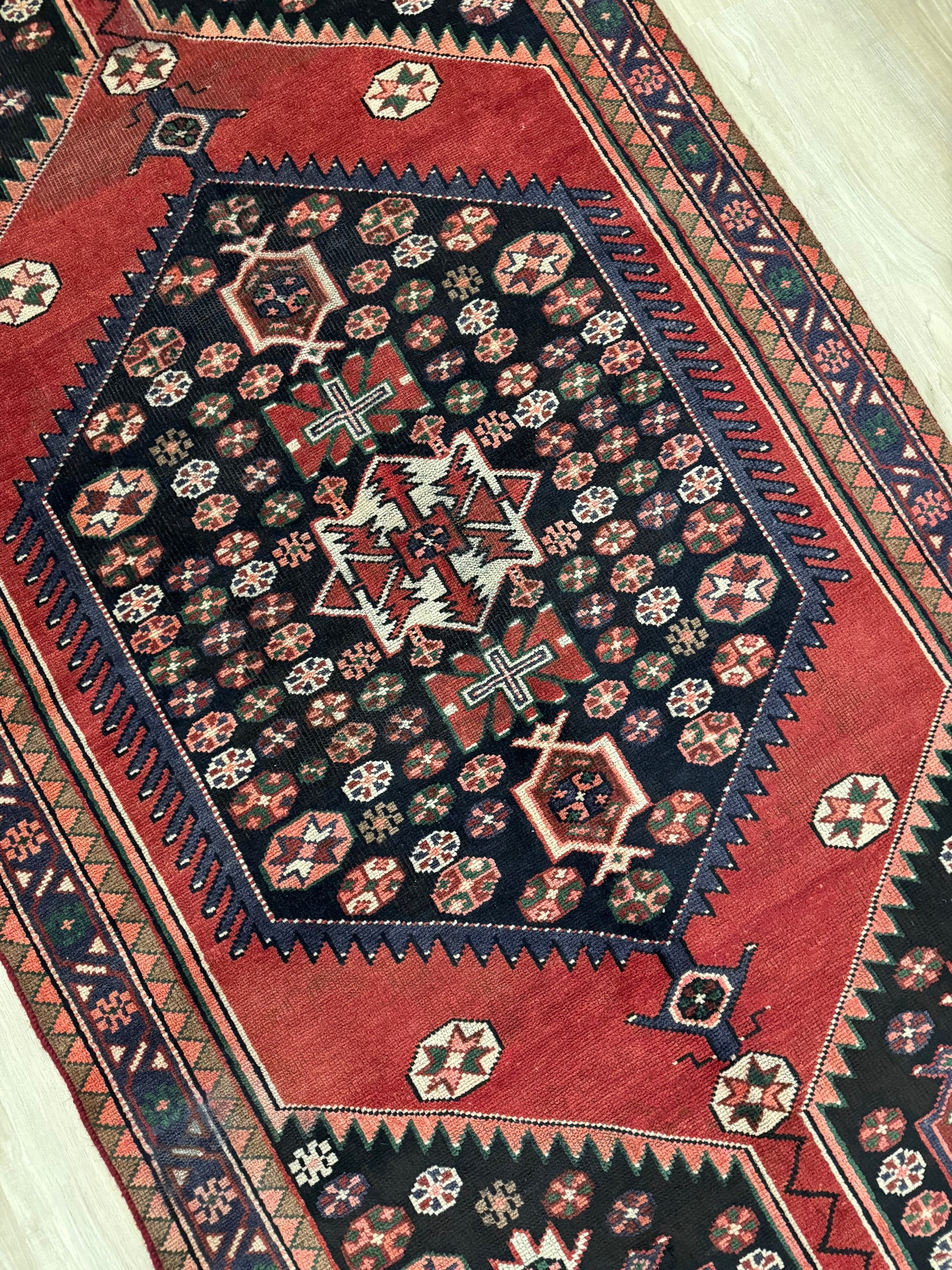 KHALID 7' 5″ x 4′ 3″ ft. VINTAGE RUG