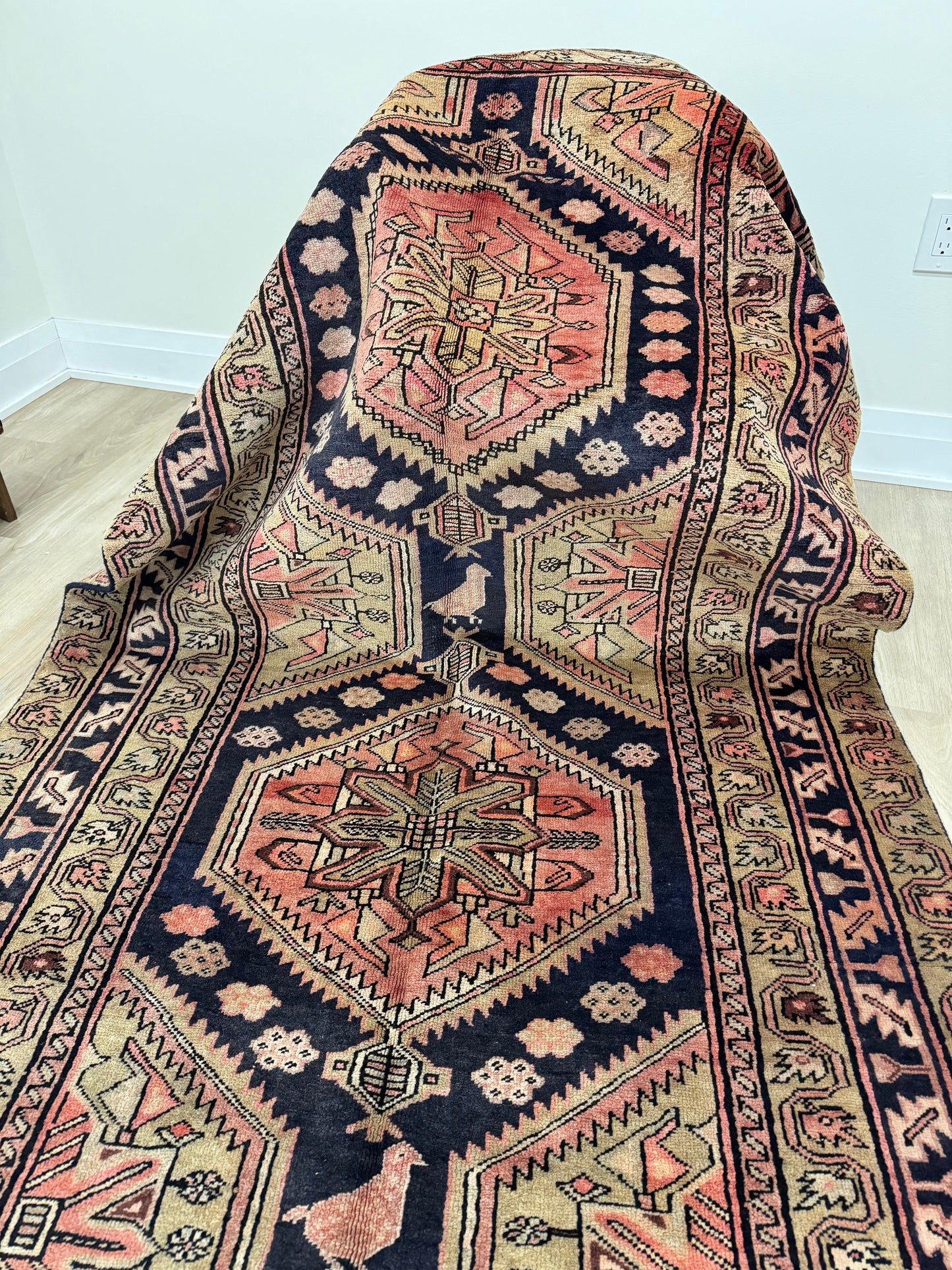 BRUNO 10' 6″ x 4′ 2″ ft. VINTAGE RUNNER