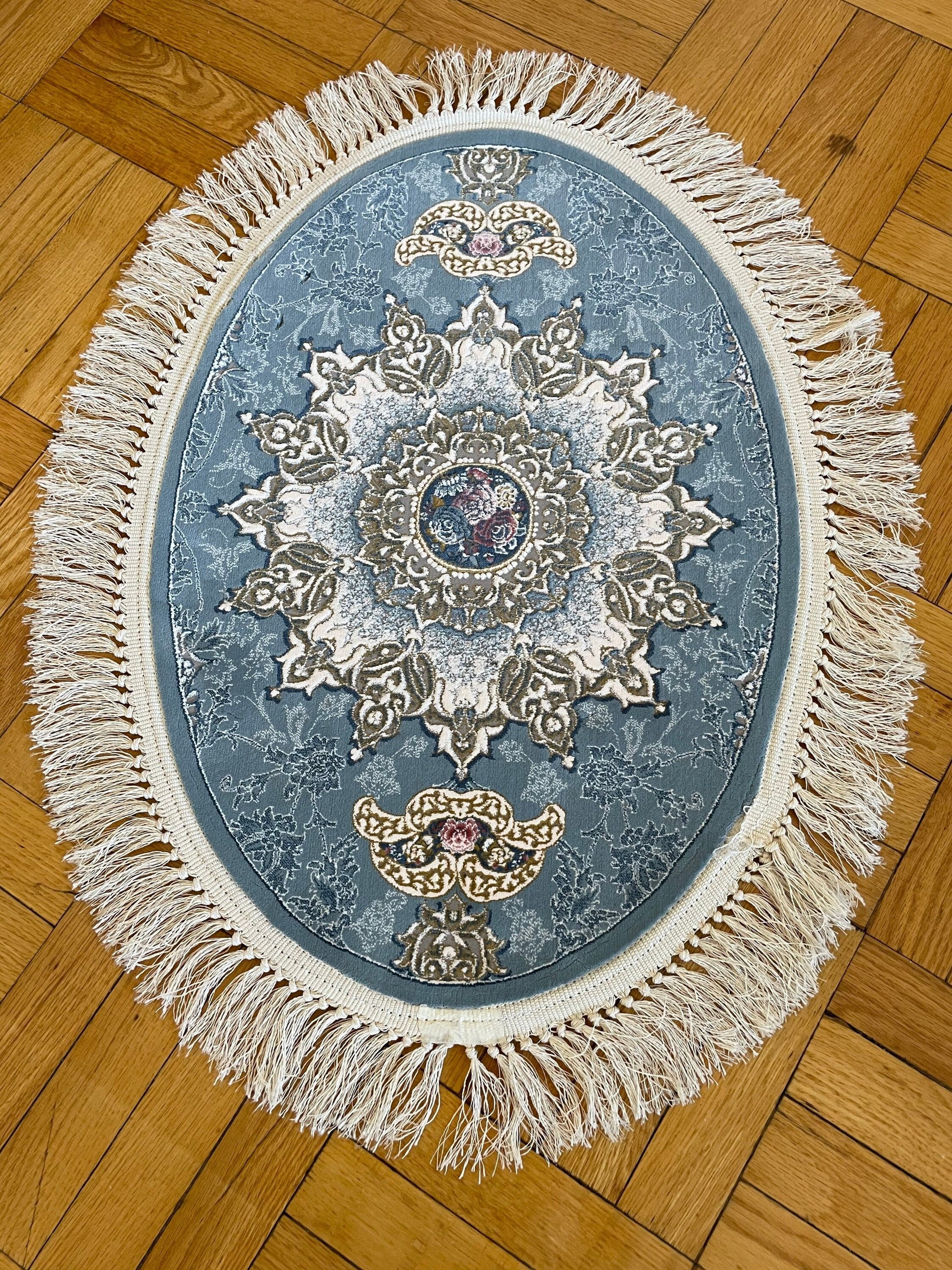 Flash sale 2′ 3″ x 1′ 5" ft oval shaped Rug, Tribal medallion Soft Carpet