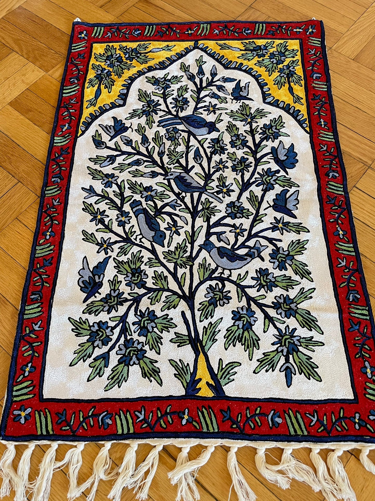 Kashmir 2' 1" x1' 1" Silk Rugs