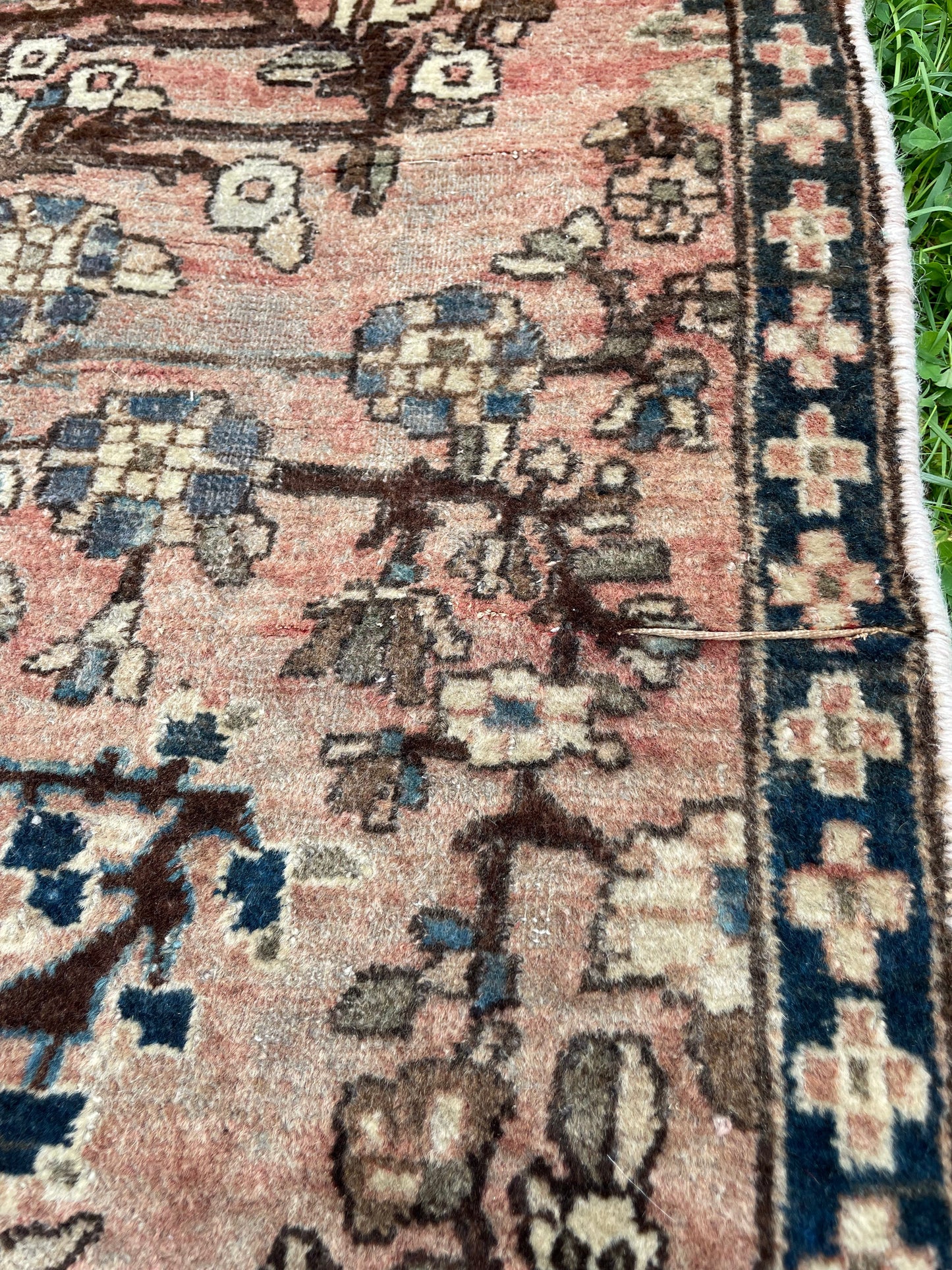 Tree of Life 5' 1" by 3' 4"  ft. Vintage Hand-knotted Rug