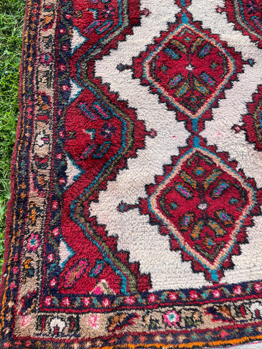 ELENOR 10' x 2'5" Geometric Runner Rug