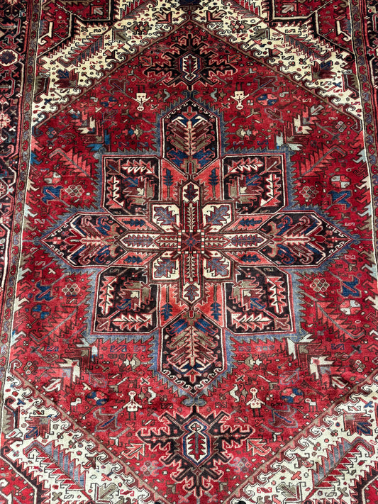 Large Persian Heriz rug